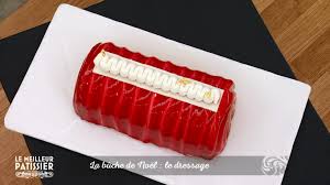 Le Meilleur Patissier La Buche De Noel Revisitee Par Cyril Lignac 19 12 2017 6play Le Meilleur Patissier Patissiere Buche De Noel
