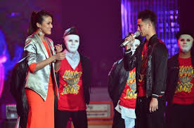 Maybe you would like to learn more about one of these? Hairul Azreen Melamar Hanis Zalikha Atas Pentas Kerana Kehendak Astro