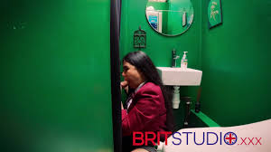 British 18 Year Old Schoolgirl Gives An Amazing Blowjob And Swallows A  Massive Load Of Cum At The Gloryhole