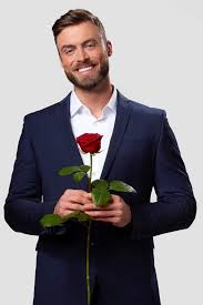 Der osnabrücker begibt sich 2021 als bachelor auf die suche nach seiner traumfrau. Der Bachelor Mit Ihr Soll Niko Griesert Nach Dem Finale Zusammen Sein Gala De