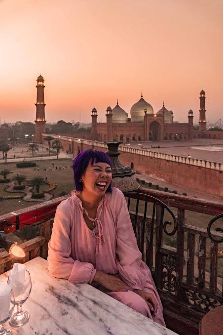 A Foodie's Guide to Old Lahore: What to Eat Around the Walled City
