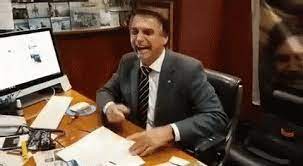 Bolsonaro Rindo Laughing Gif Bolsonarorindo Laughing Meme Discover Share Gifs Laughing Meme Funny Gif Laughing Gif