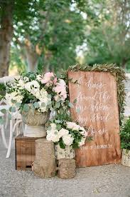 Pretty Budget Friendly Wedding Decorating Ideas 30 Easy To Do Rustic Signs Elegantweddinginvites Com Blog Wedding Signs Diy Creative Wedding Sign Rustic Wedding Decor