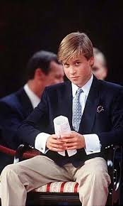 People and tmz spoke to sources. 32 Pictures Of Prince William At 32 Prince William Young Prince William And Catherine Prince William