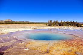 The midway group has the fewest thermal features of the three main geyser basins in the southwest of yellowstone national park though is just as varied, and several of the springs are large and dramatic. Midway Geyser Basin 1080p 2k 4k 5k Hd Wallpapers Free Download Wallpaper Flare