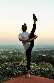 This is a quick video tutorial on how to do the bird of paradise aka svarga dvijasana. Svarga Dvidasana Bird Of Paradise Pose Yogaasan