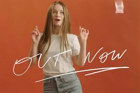 4.7 out of 5 stars 661. How Facebook Helped Sigrid Top The Charts