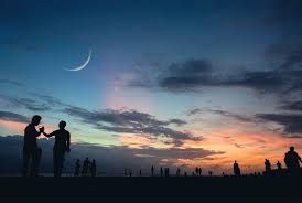 Many muslims engage in voluntary prayer, including evening prayer, during muharram. Zqeg9ktpqxvhbm