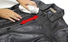 Metode 2dari 3:menggunakan cuka dan logam berkarat. Cara Menyemir Jaket Kulit Hitam Tanpa Dibawa Ke Tukang Reparasi