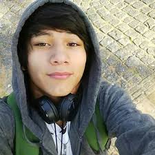 Stream Alan Paredes music