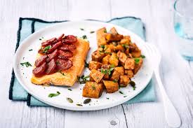 Recette Pave De Truite En Ecailles De Chorizo Des De Courges Roties Recette Pave De Truite Chorizo Courge