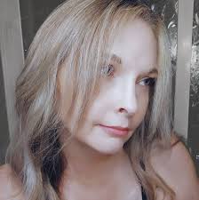 Hang in there sweet hearts. Goodnight. 💜 #ashea