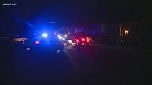 Have you ever tried doing that and got perfectly on target with one hand? Police Virginia Walmart Shooting Suspect Arrested And Charged Wusa9 Com