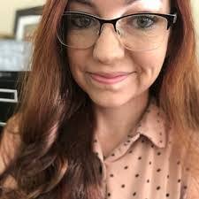 Laura Burlingame's Instagram, Twitter & Facebook