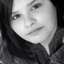 Amanda Macomber's Instagram, Twitter & Facebook