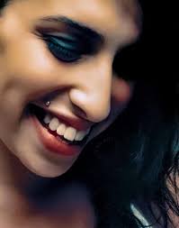 Shele, one of the best rock band 'leaders' ever. She didn't play games