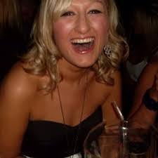 Samantha Cartwright's Instagram, Twitter & Facebook