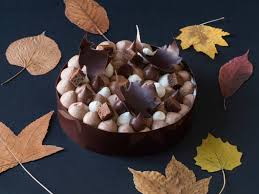 Feuilles D Automne Au Chocolat Un Delice D Arriere Saison Alimentation Feuille Automne Dessert