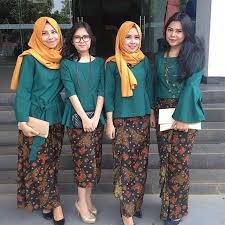 Model Kebaya Hijab Modern Terbaru Rok Batik Panjang Model Pakaian Baru Pakaian Wanita Model Baju Wanita