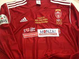 L'associazione calcio monza s.p.a., società calcistica italiana fondata nel 1912 con sede nella città di monza. Monza Calcio Le Maglie Del Club Biancorosso Nato Nel 1912