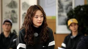 Park was born on december 16, 1988 in seoul as the oldest of three brothers. Kelelahan Jeon So Min Absen Satu Bulan Dari Running Man
