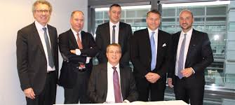 Der Vorstand Des Business Club Luxemburg E V Besucht Luxemburg Chambre De Commerce