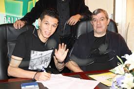 الإشكالية الأساسية هي في ذات الأذنين، فدوري أبطال أوروبا يحسم بالتفاصيل، وعدم حسم الأمور مبكرا يجعل سقوط السيتي في الفخ واردا. Ø§Ù„ÙƒØ±Ø© Ø§Ù„Ø¬Ø²Ø§Ø¦Ø±ÙŠØ© Ø­Ù†Ø§Ø´ÙŠ ÙŠÙƒÙˆÙ† Ø­Ø³Ù… Ø§Ù„Ø£Ù…ÙˆØ± Ù…Ø¹ ÙƒØ±ÙƒØ§Ø± Ø£Ù…Ø³