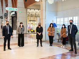 Il centro commerciale fiordaliso di rozzano (provincia di milano) si prepara ad un lungo weekend di sconti e promo, dal 25 al 27 maggio 2018. Pxua5z 2sesizm