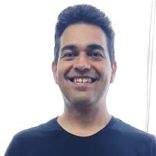 Professional Cloud Architect Certification was issued by Google Cloud to Robert  Lubinski.