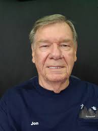 Rick, Marty and the Oak Island team talk with paranormal researchers to try  and get answers to some of the strange things happen in the swamp.