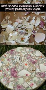 Make Gorgeous Stepping Stones From Broken China Diy Projects For Everyone Mosaikgarten Hof Kunst Trittsteine Garten