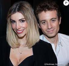 Jun 23, 2021 · rare tapis rouge pour le couple formé par alexandra rosenfeld et hugo clément.mardi 22 juin 2021, la professeure de yoga et le journaliste ont fait une apparition remarquée à la cérémonie de. Alexandra Rosenfeld La Vilaine Surprise D Hugo Clement Pour Son Anniversaire Purepeople