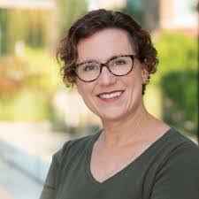 Amy Pecoraro's Instagram, Twitter & Facebook