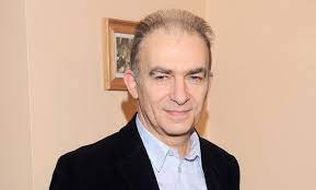 He is accepting new patients and has indicated that he accepts telehealth appointments. Seweryn Krajewski Pogodzil Sie Z Synem Na Swieta