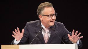 Der landkreis münchen unterstützt gewerbe und kultur bei der erfüllung der. Ihk Munchen Und Oberbayern Lutz Als Prasident Im Gesprach