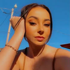 Katelyn Garza (@KatelynGarza)