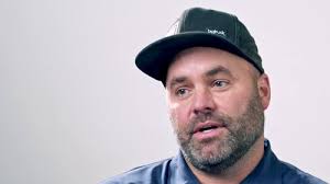 ZLINE Kitchen and Bath 36 in. ZLINE CrownSound™Ducted Vent Wall Mount Range  Hood in Stainless Steel W/ Bluetooth Speakers (KF1CRN-BT-36) & Reviews