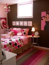 Pink And Brown Tween Room I Love The Design And Colors Tween Girl Bedroom Tween Room Girl Bedroom Decor