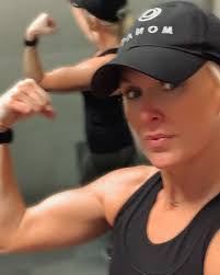 Valerie Trout's Instagram, Twitter & Facebook