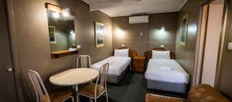 Lake Cowal Hotels from AU$118!
