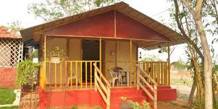 Desain rumah bambu minimalis merupakan desain rumah yang paling sederhana, dinding rumah yang terbuat dari bambu anyam. 45 Desain Rumah Bambu Sederhana Semi Modern Rumahku Unik