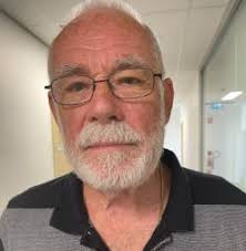 Fred Bott's Instagram, Twitter & Facebook