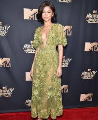 Epingle Par Goundoba Sur Zendaya Mode Tapis Rouge Haute Couture Robe De Soiree