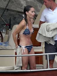 This is when, at the age of 3, her passion for acting began. Emilia Clarke Booty In Bikini 6 Sawfirst
