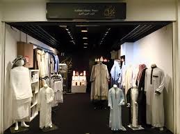 Semoga senarai tempat shopping dan membeli belah di kuala lumpur seperti di atas akan membantu anda mencari destinasi yang tepat untuk cuci cuci mata kelak. Kwc Kenanga Wholesale City Mecca Arabian Islamic Wears Facebook