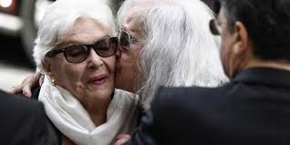 Line showed the first signs of her talent in primary school, when at the age of seven she won an amateur competition. Cachets Films Demeure La Mirifique Fortune De Line Renaud