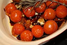Sauté the onion and garlic in the pan for 3 mins until it begins to soften. Jamie Recipes