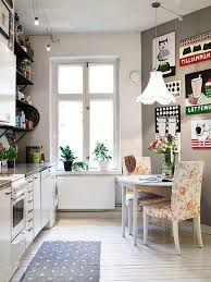 Desmondo Wir Schreiben Rund Um Haus Und Garten Kleine Eetkamer Retro Keuken Kleine Eettafel