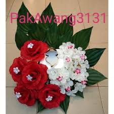 Sirih junjung merupakan salah satu adat budaya melayu yang kebiasaannya diletakkan di dalam dulang hantaran pertunangan atau perkahwinan. Sirih Junjung Hantaran Sirih Junjung Daun Palsu Bekas Cincin Shopee Malaysia