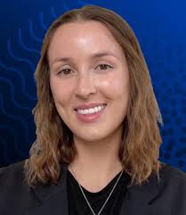 Carolyn Quinlan's Instagram, Twitter & Facebook